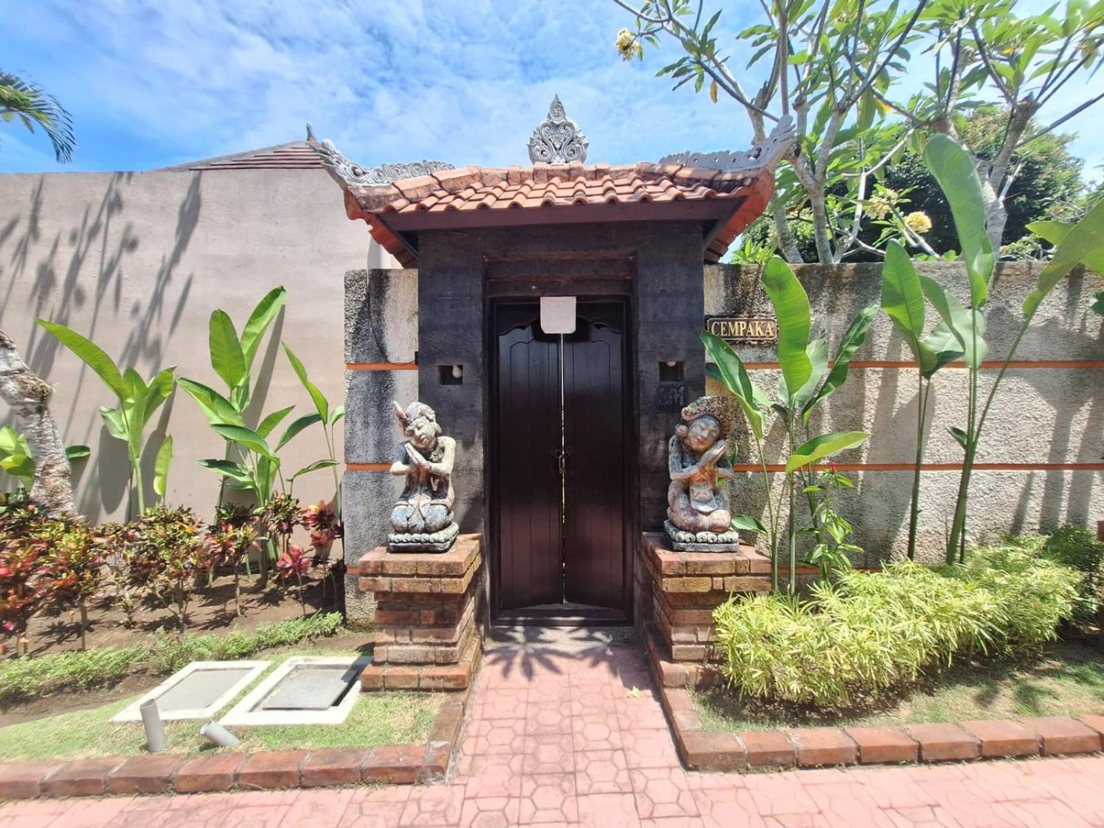 Kartika Dahayu Private Pool Villas Sukawati  Exterior photo