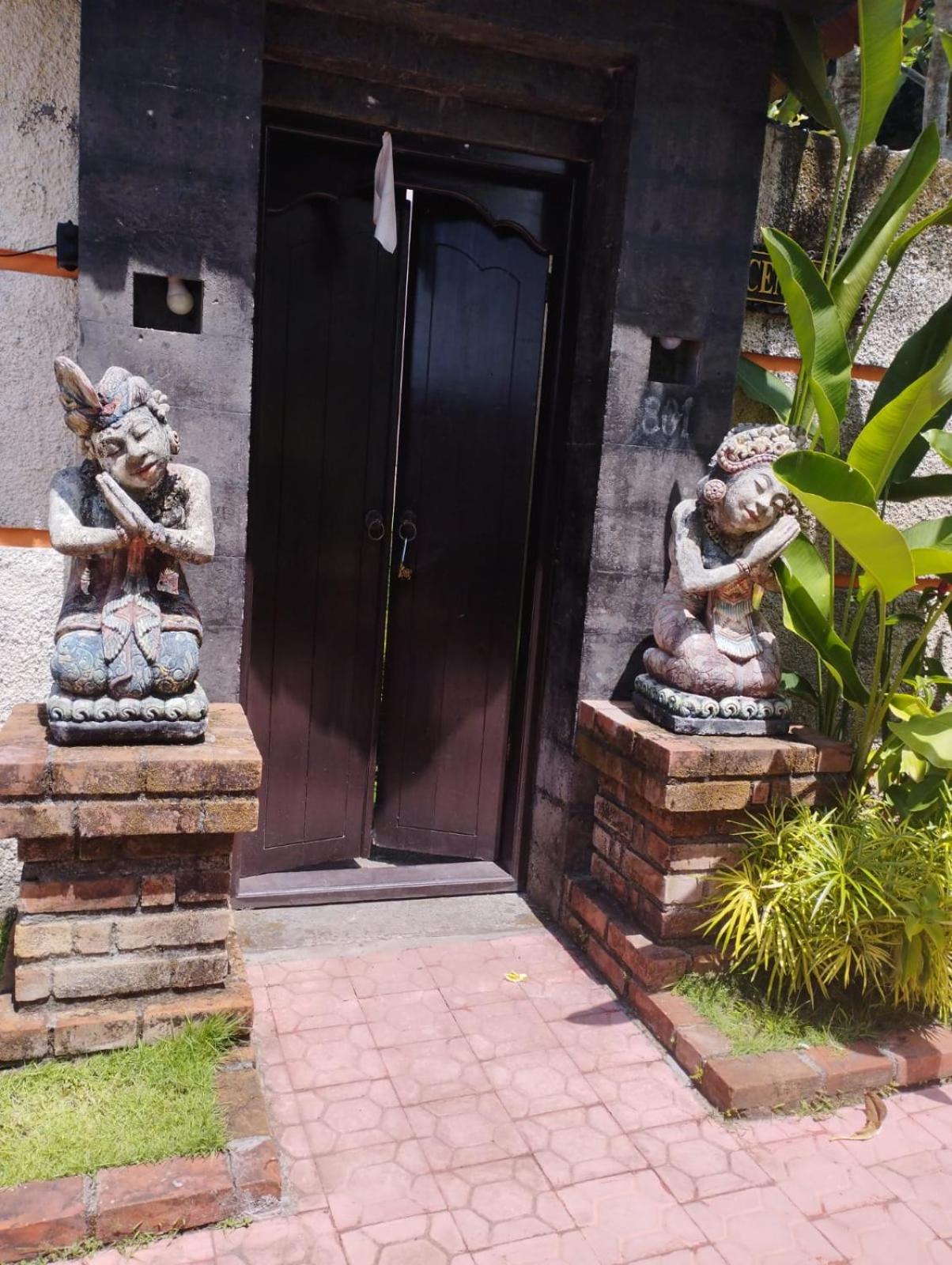 Kartika Dahayu Private Pool Villas Sukawati  Exterior photo