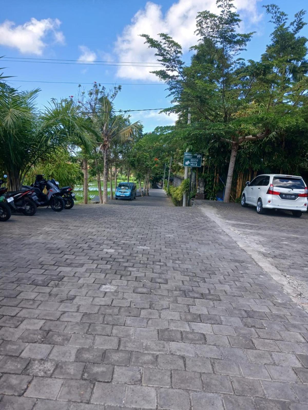 Kartika Dahayu Private Pool Villas Sukawati  Exterior photo